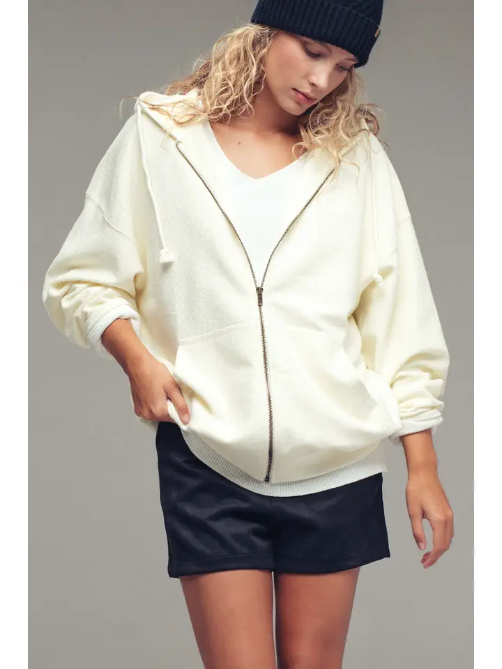 Women’s Oversized Zip-Up Hoodie – Off-White