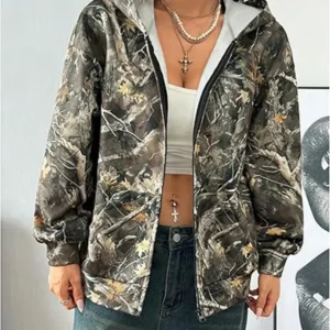 Women’s Camouflage Print Zip-Up Hoodie